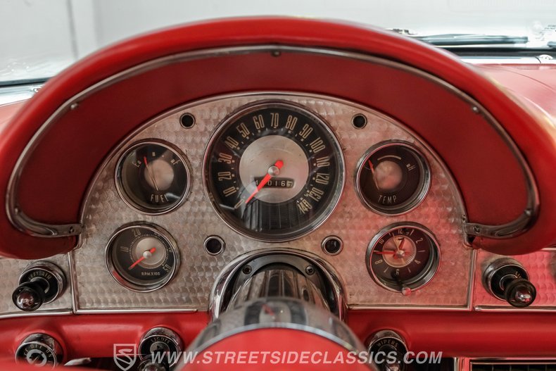 1957 Ford Thunderbird 49