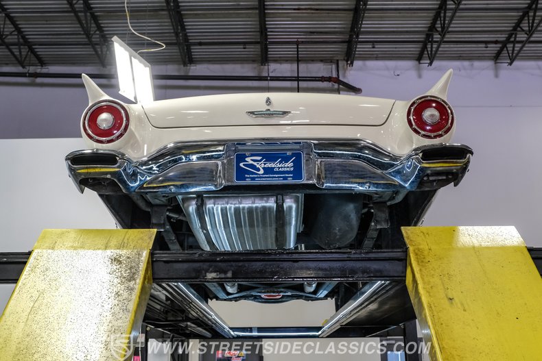 1957 Ford Thunderbird 89