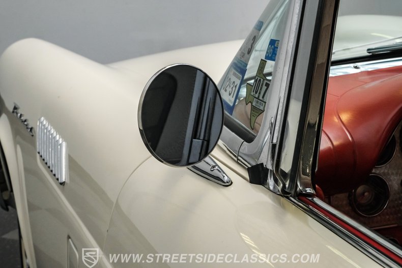 1957 Ford Thunderbird 103