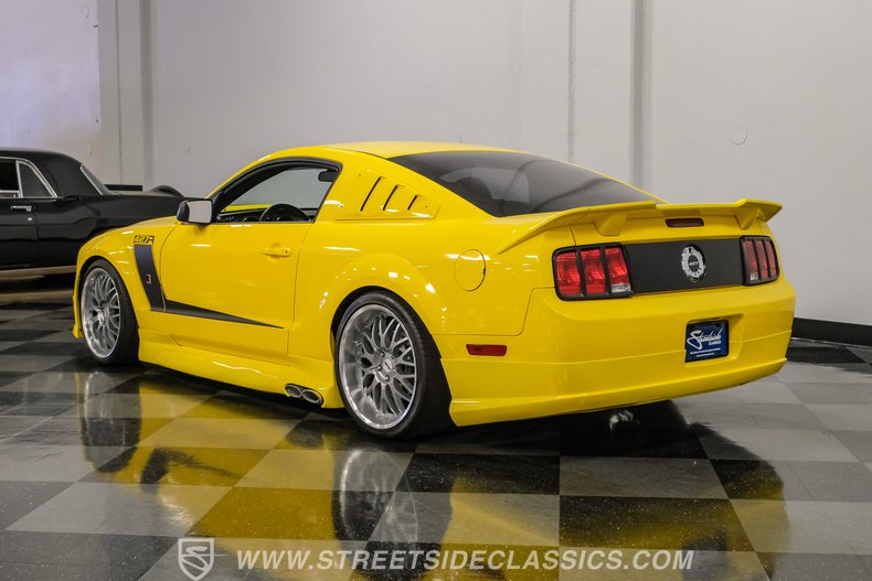 2005 Ford Mustang 9