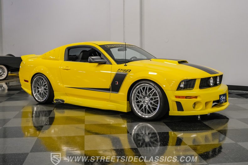 2005 Ford Mustang 15
