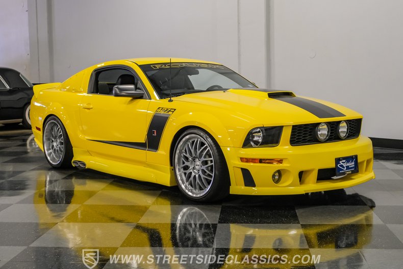 2005 Ford Mustang 16