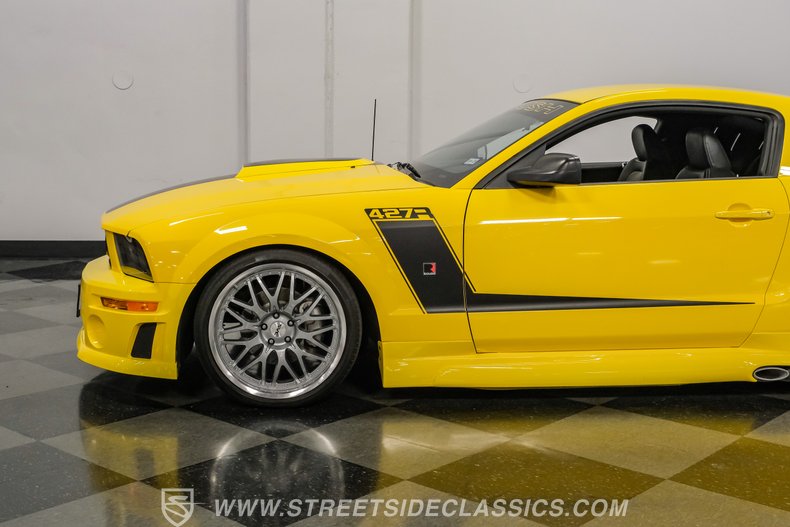 2005 Ford Mustang 23