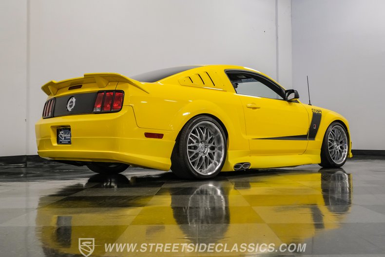 2005 Ford Mustang 27