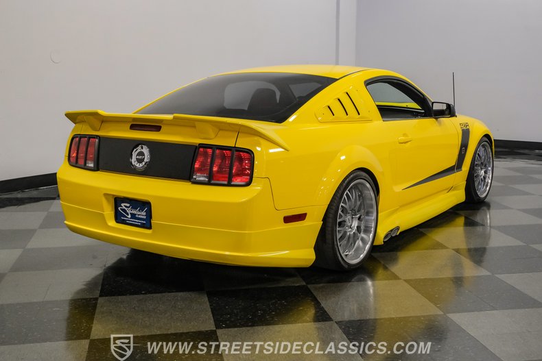 2005 Ford Mustang 25