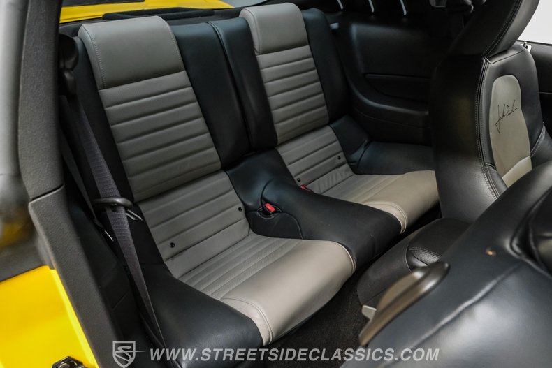 2005 Ford Mustang 68
