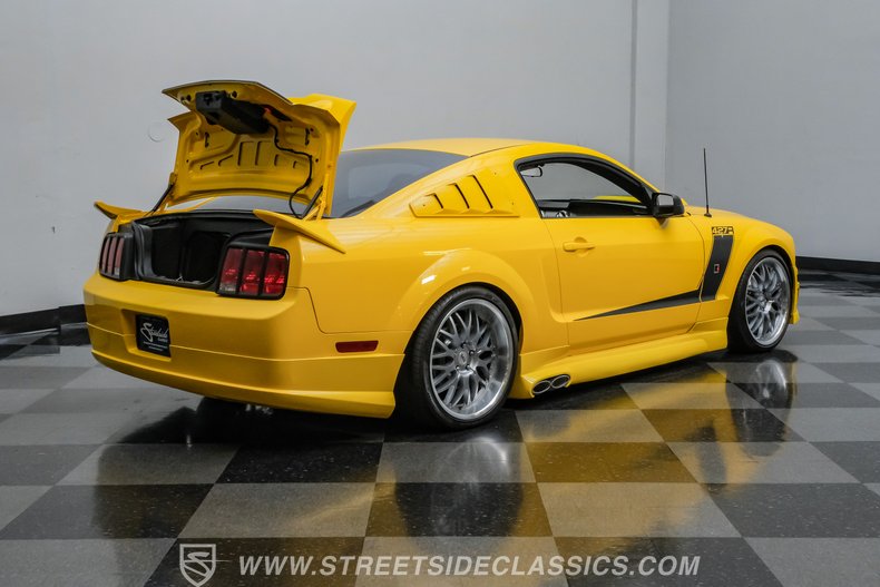 2005 Ford Mustang 77