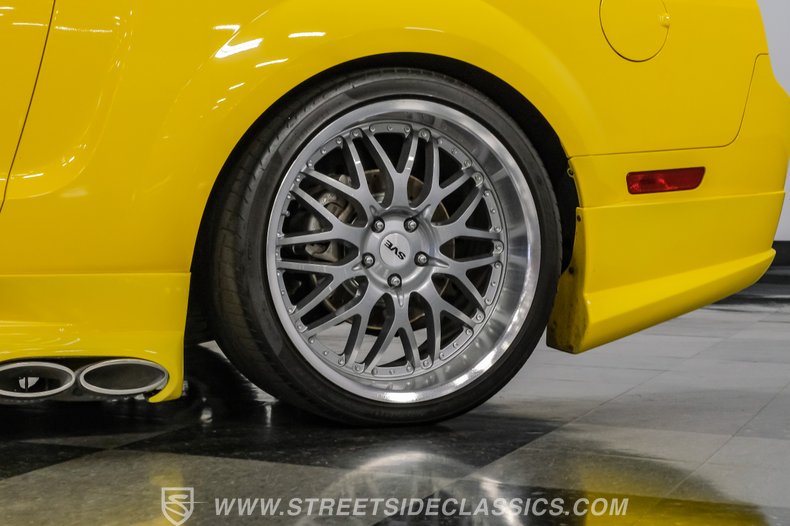 2005 Ford Mustang 87