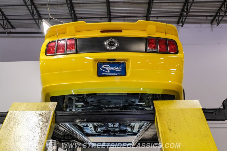 2005 Ford Mustang 98