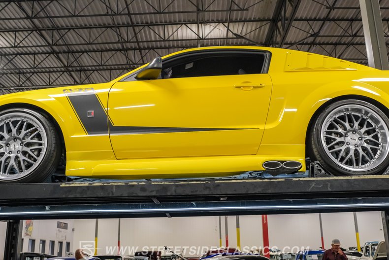 2005 Ford Mustang 96