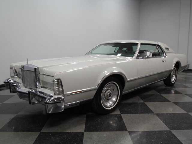 For Sale: 1976 Lincoln Continental
