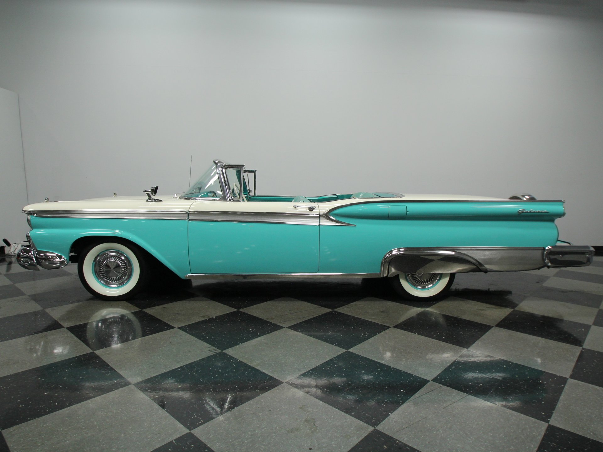 1959 ford galaxie skyliner retractable