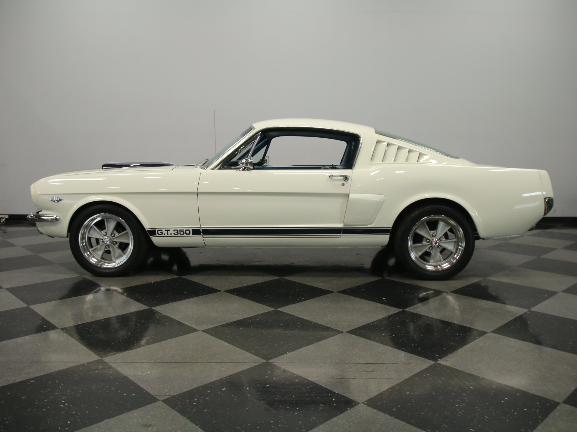 1966 ford mustang gt350
