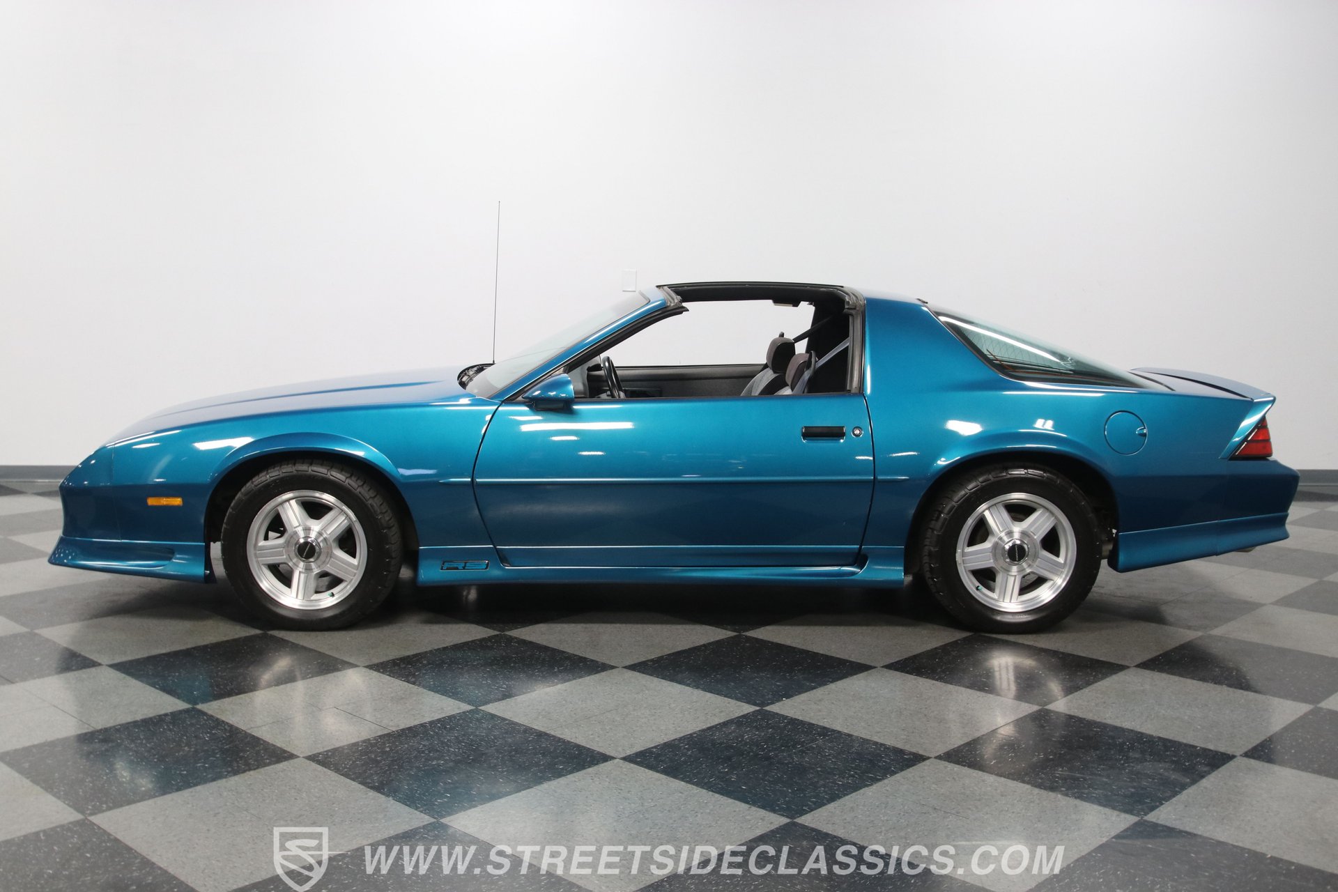 1991 Chevrolet Camaro | Classic Cars for Sale - Streetside Classics