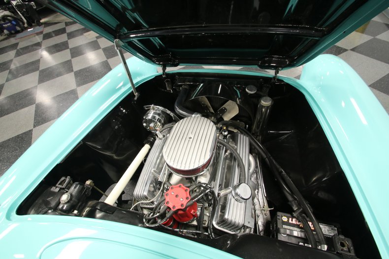 1956 chevy corvette split window