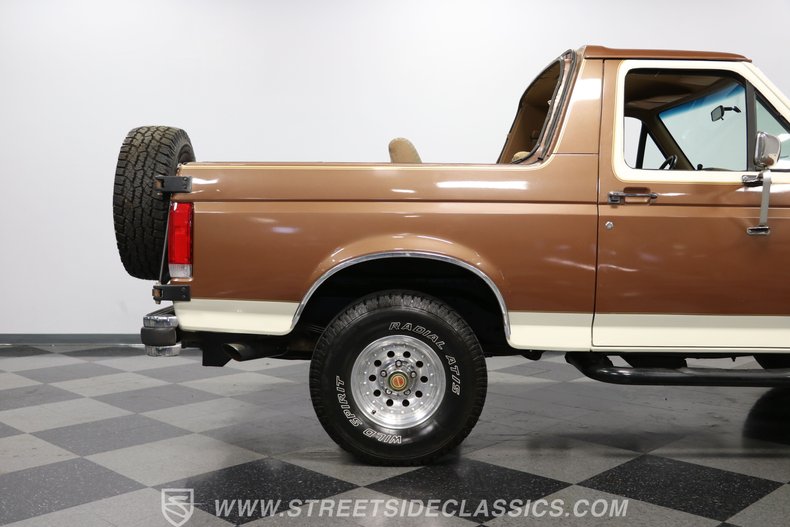 1990 Ford Bronco 33