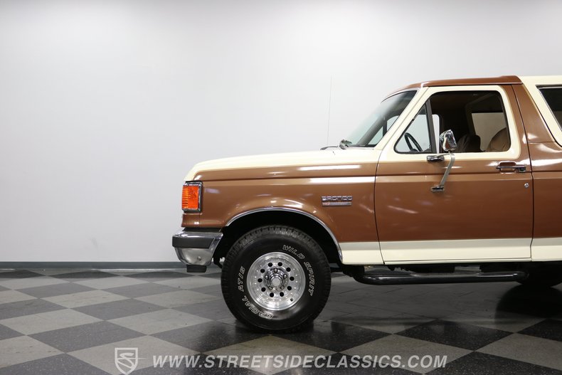 1990 Ford Bronco 25