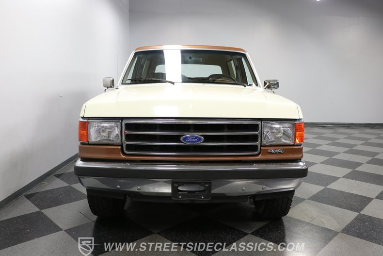 1990 Ford Bronco XLT 4X4 19