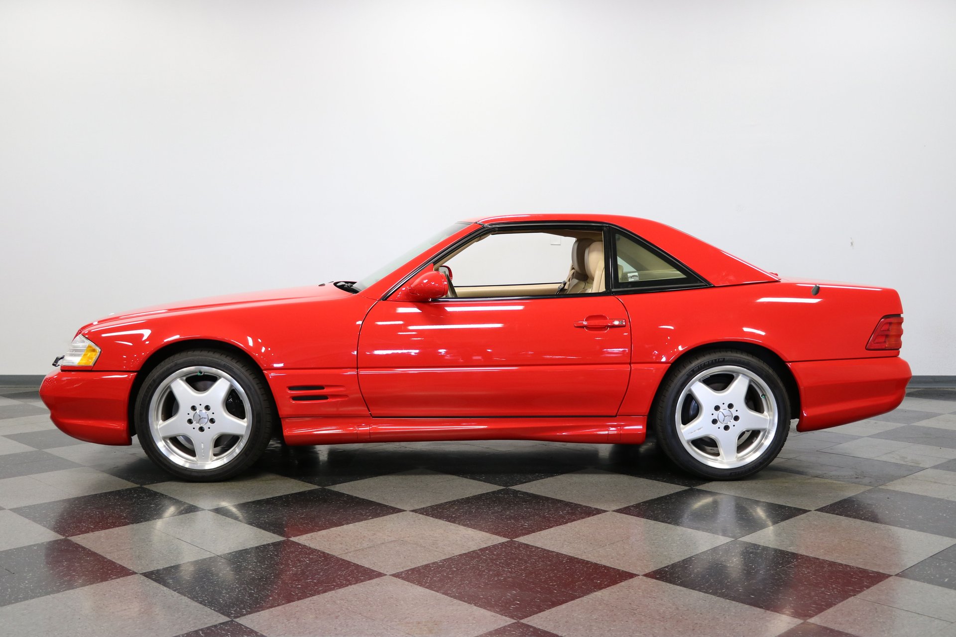 2002 Mercedes-Benz SL500 | Classic Cars for Sale - Streetside Classics