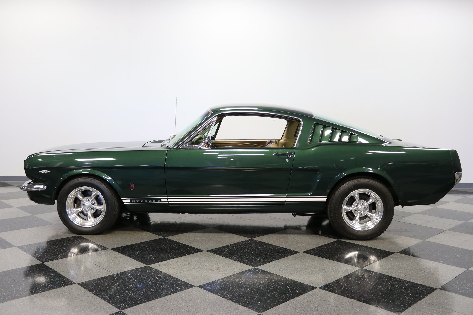 1965 ford mustang fastback gt