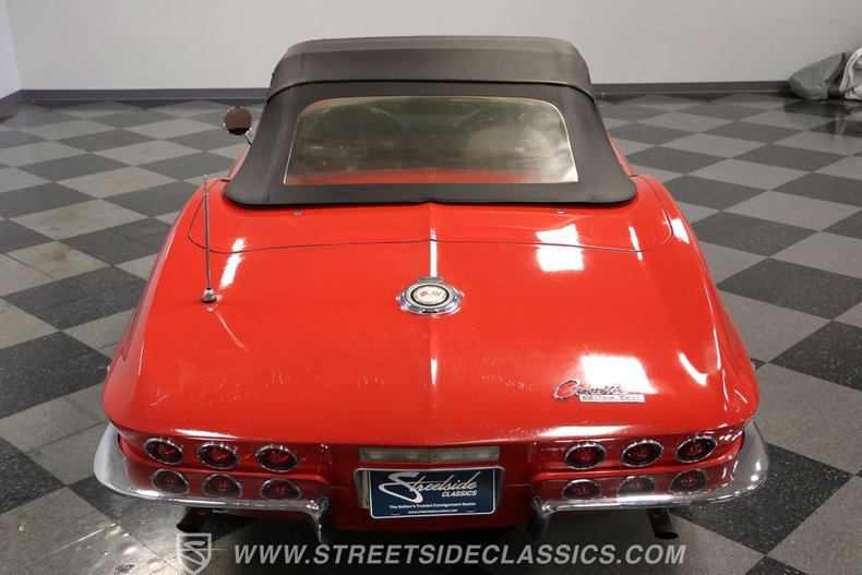 1965 Chevrolet Corvette 11