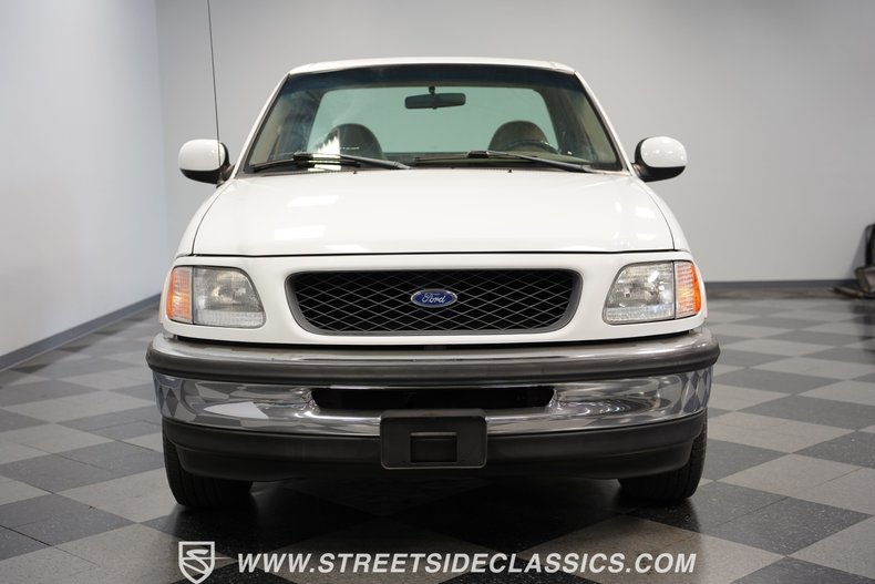 1998 Ford F-150 19