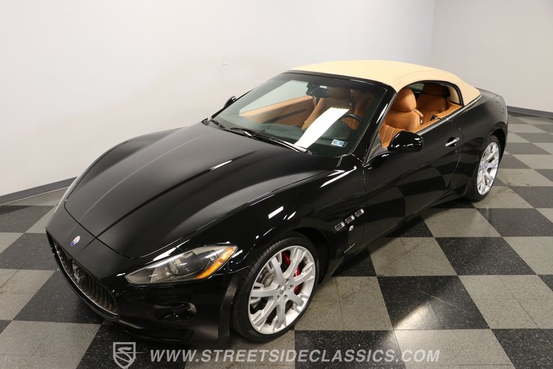 2010 Maserati Gran Turismo S Convertible 21