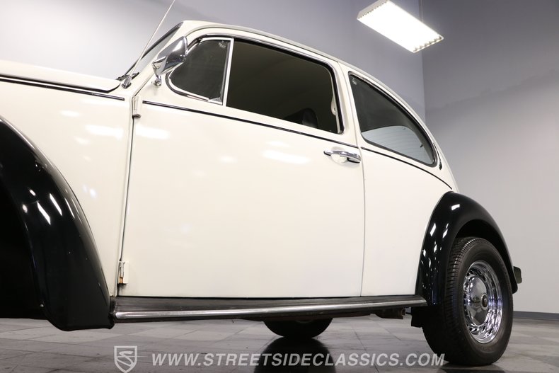 1972 Volkswagen Super Beetle 23