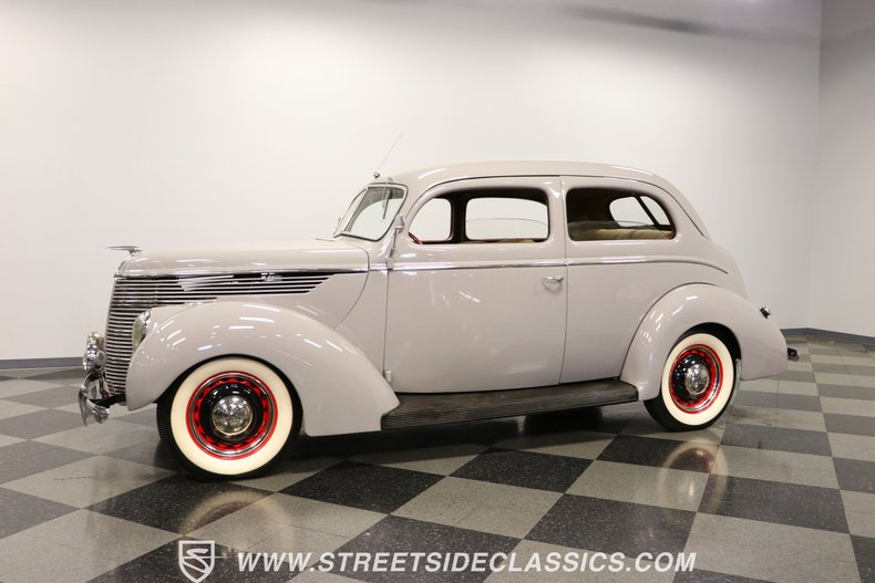 1938 Ford Tudor 6