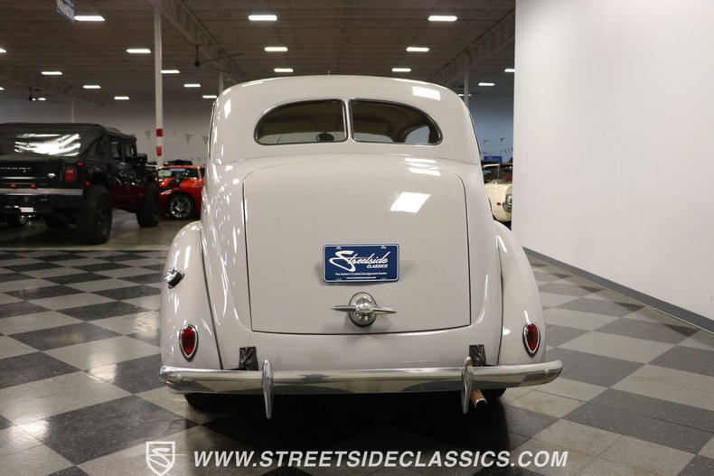 1938 Ford Tudor  10