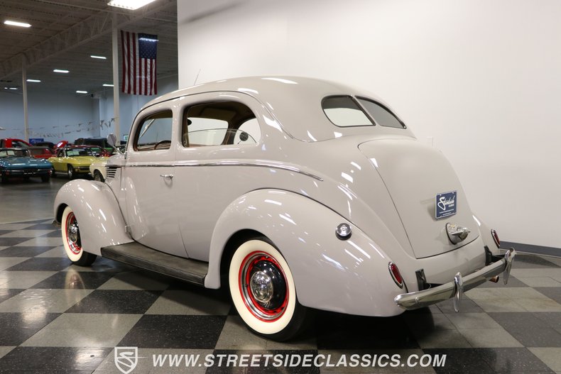 1938 Ford Tudor 9