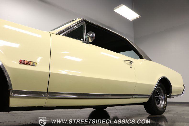 1967 Oldsmobile Cutlass 23