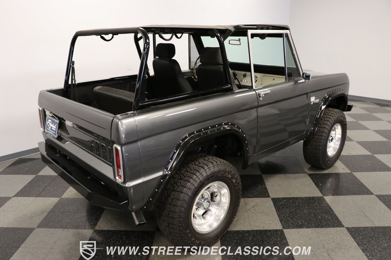 1976 Ford Bronco 28