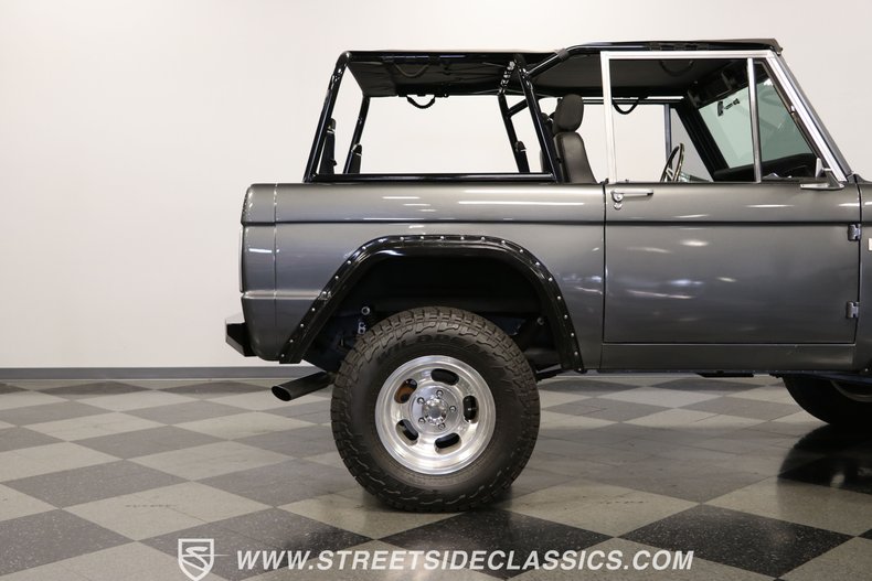 1976 Ford Bronco 31