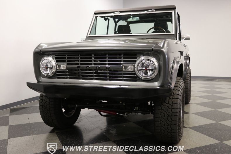 1976 Ford Bronco 21
