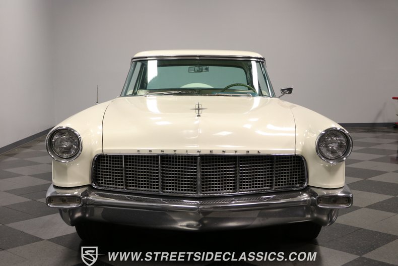 1956 Lincoln Continental 19