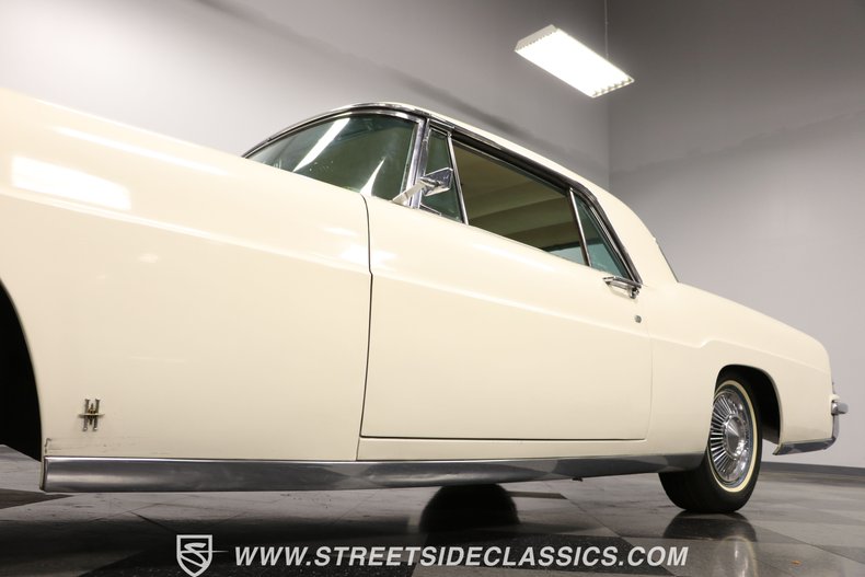 1956 Lincoln Continental 23