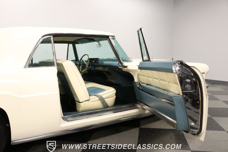 1956 Lincoln Continental 58