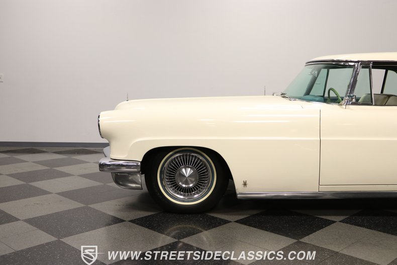 1956 Lincoln Continental 24