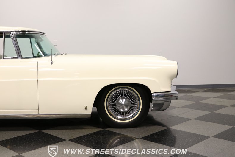 1956 Lincoln Continental 33