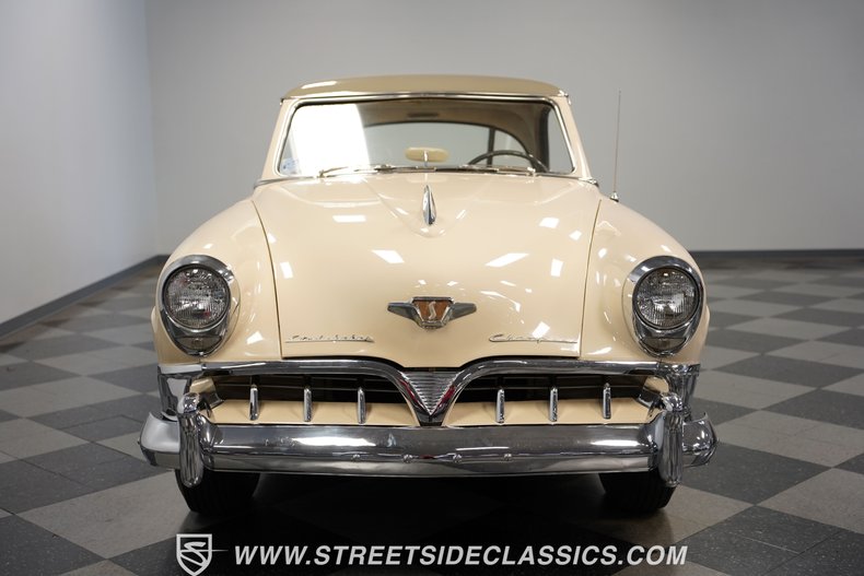 1952 Studebaker Champion 19