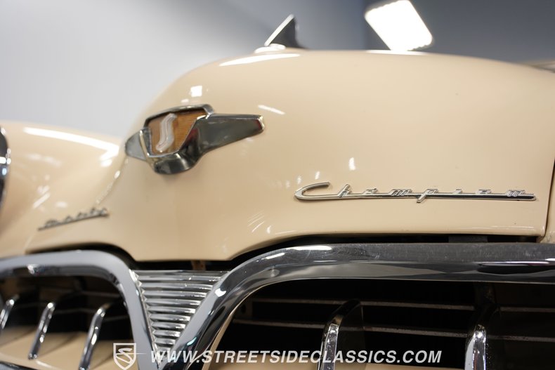 1952 Studebaker Champion 74