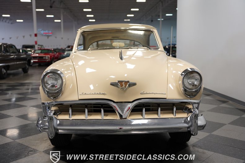 1952 Studebaker Champion 18