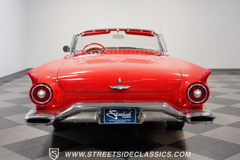 1957 Ford Thunderbird 11