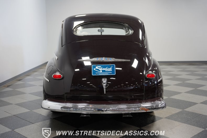 1948 Ford Super Deluxe 27