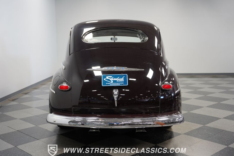 1948 Ford Super Deluxe 11