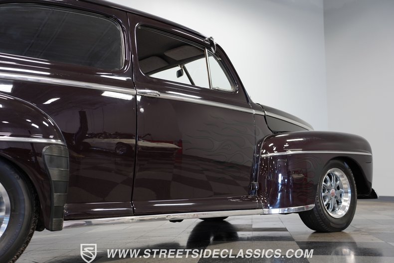 1948 Ford Super Deluxe 31