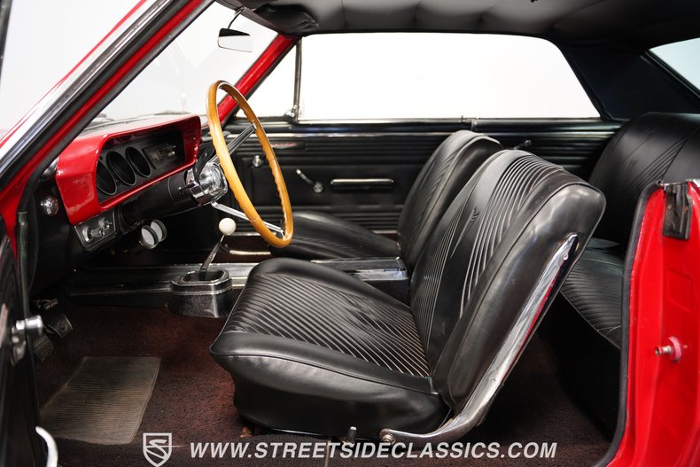 1965 Pontiac GTO 4