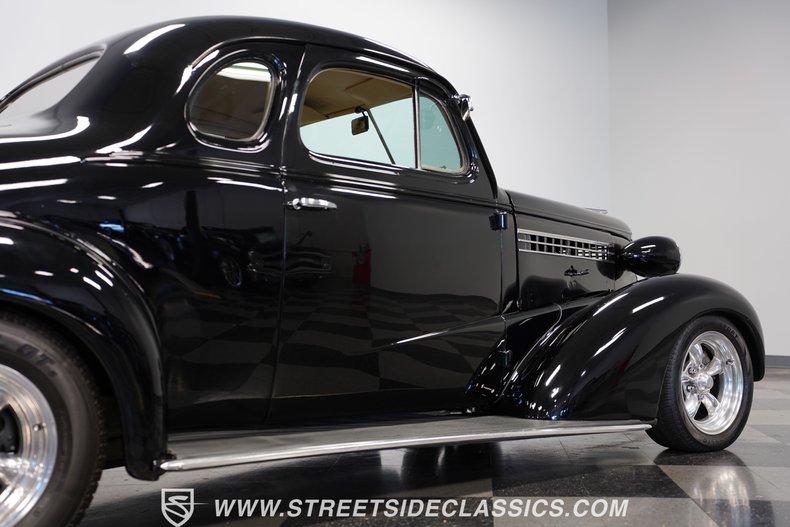 1938 Chevrolet Coupe 31