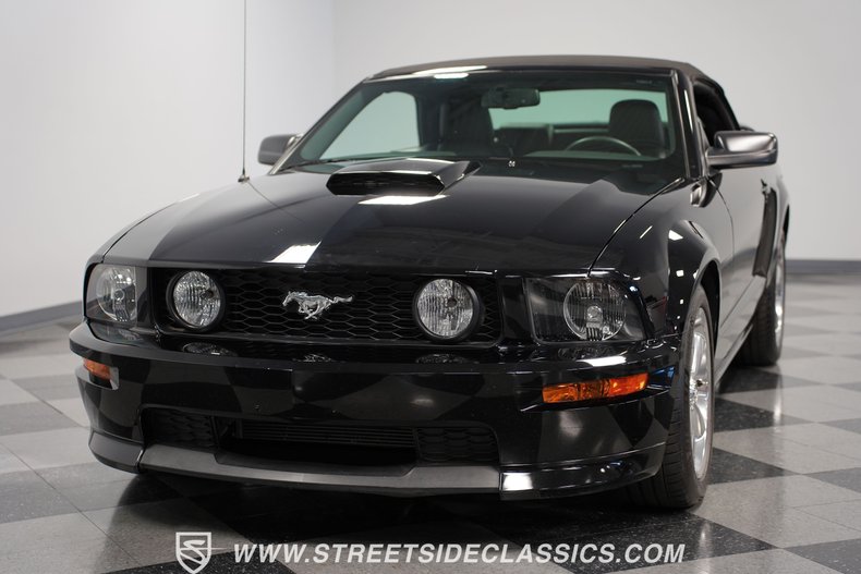 2009 Ford Mustang 22